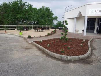 Hotel Le Riccoty Blyes Exterior foto